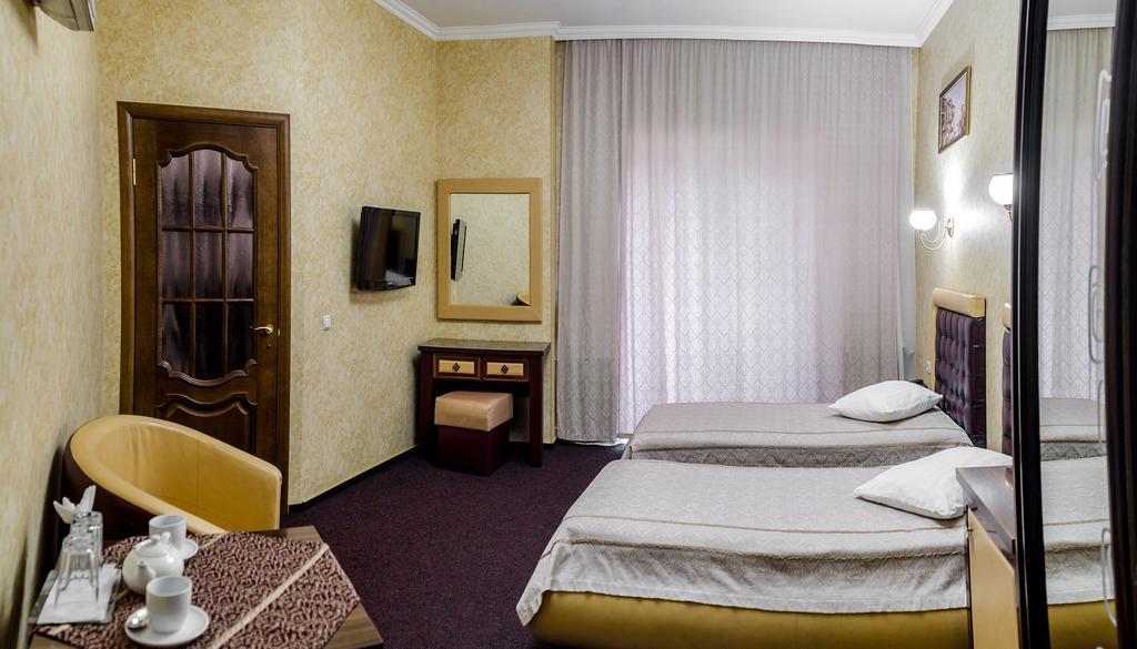 Venecia Hotel & Spa Zaporizhia Exterior photo