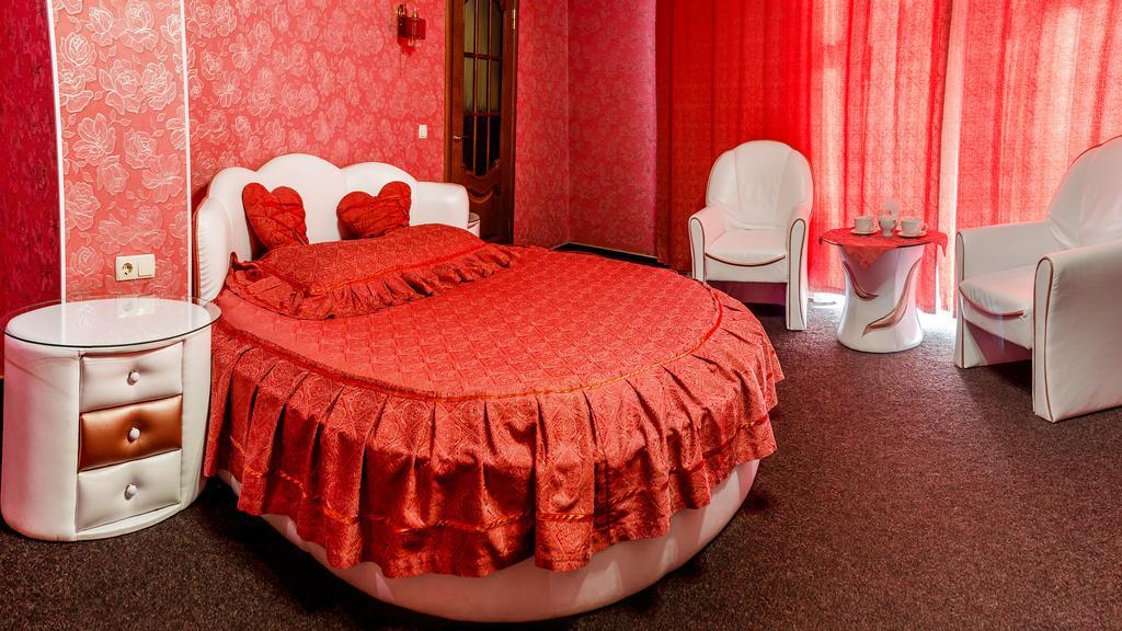 Venecia Hotel & Spa Zaporizhia Exterior photo