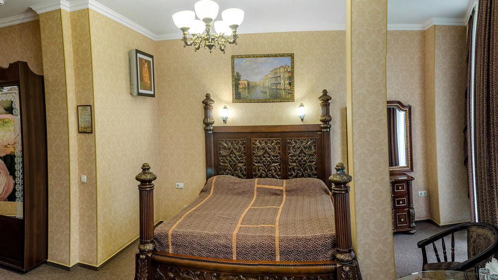 Venecia Hotel & Spa Zaporizhia Exterior photo