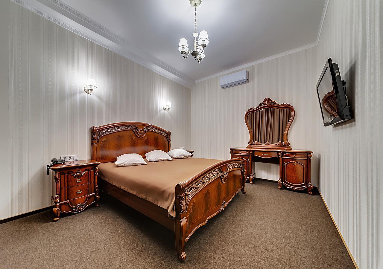 Venecia Hotel & Spa Zaporizhia Exterior photo